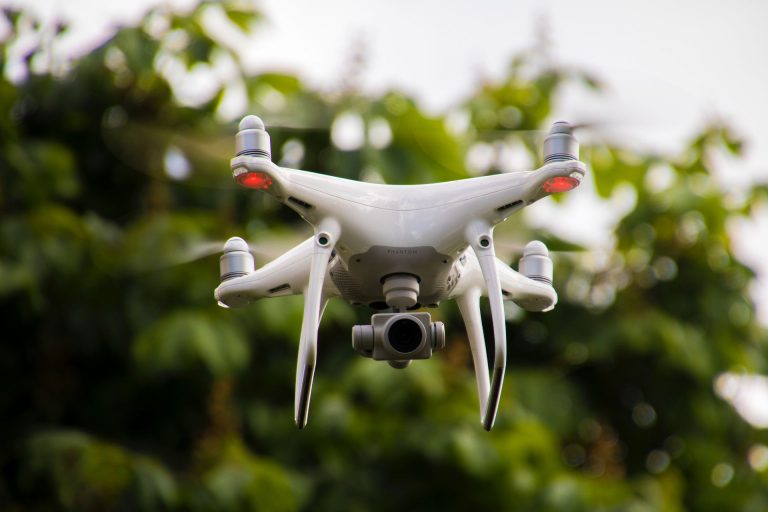 Piloter et monter son drone pour le loisir